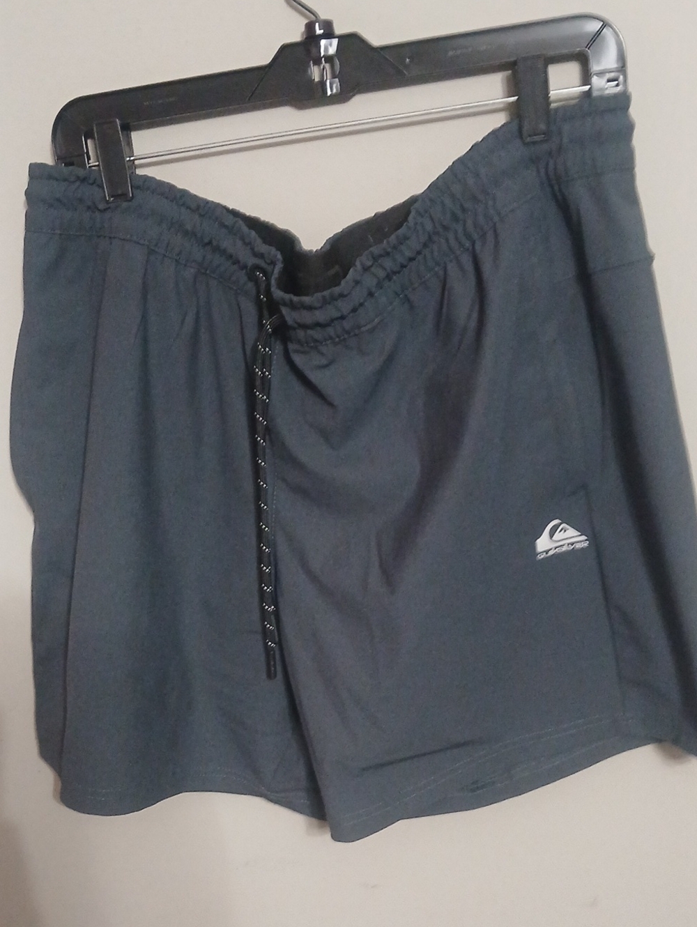 Mens Xl Quiksilver Shorts